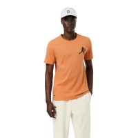 Confezione Lacoste Novak Djokovic con maglietta arancione e cappello bianco